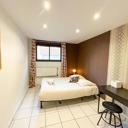 Eltone Apartmán